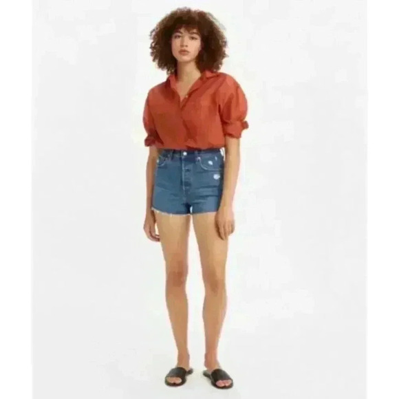 Levi's Ribcage shorts women's Super High Waisted Cut Off Denim Shorts size 28